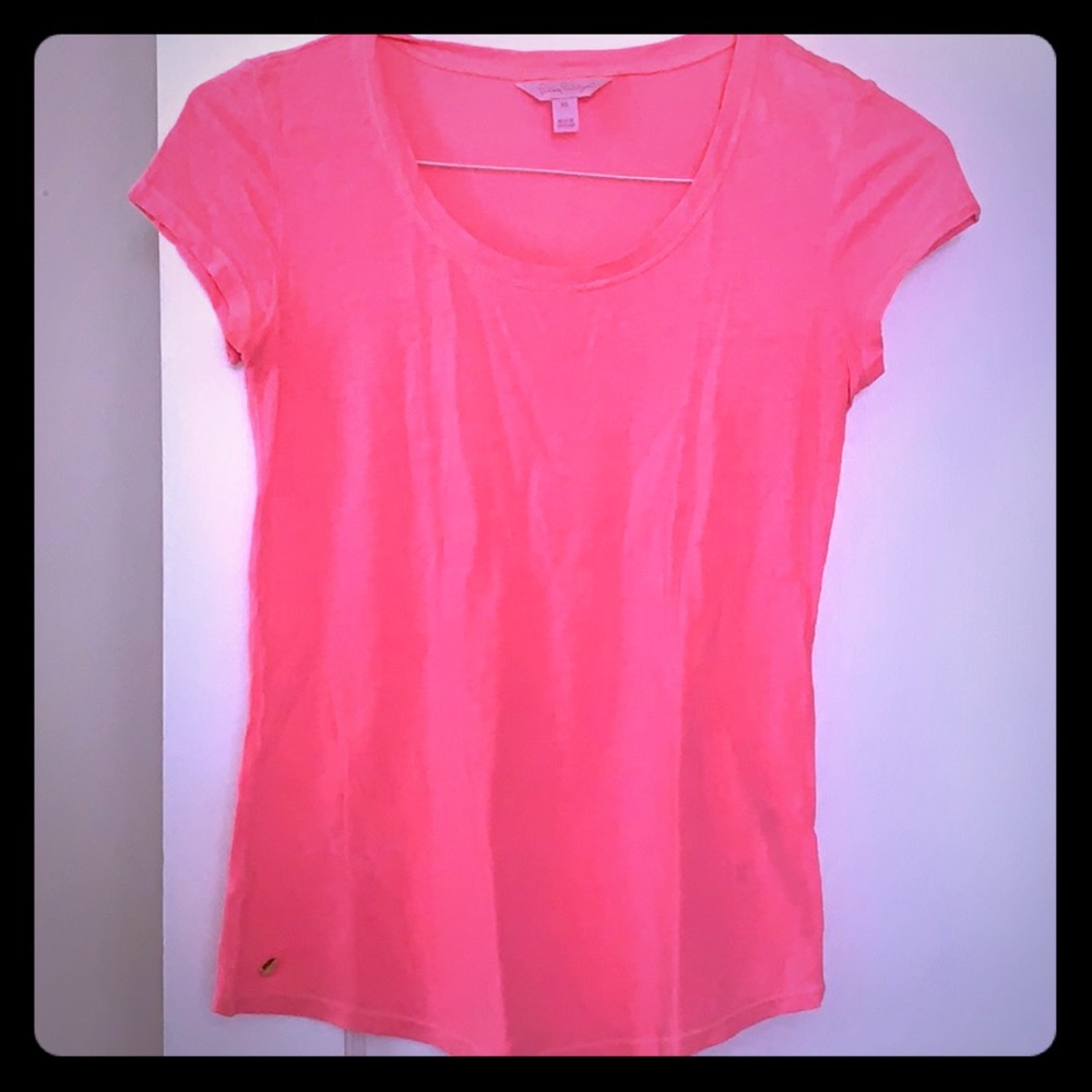Lilly Pulitzer tee shirt